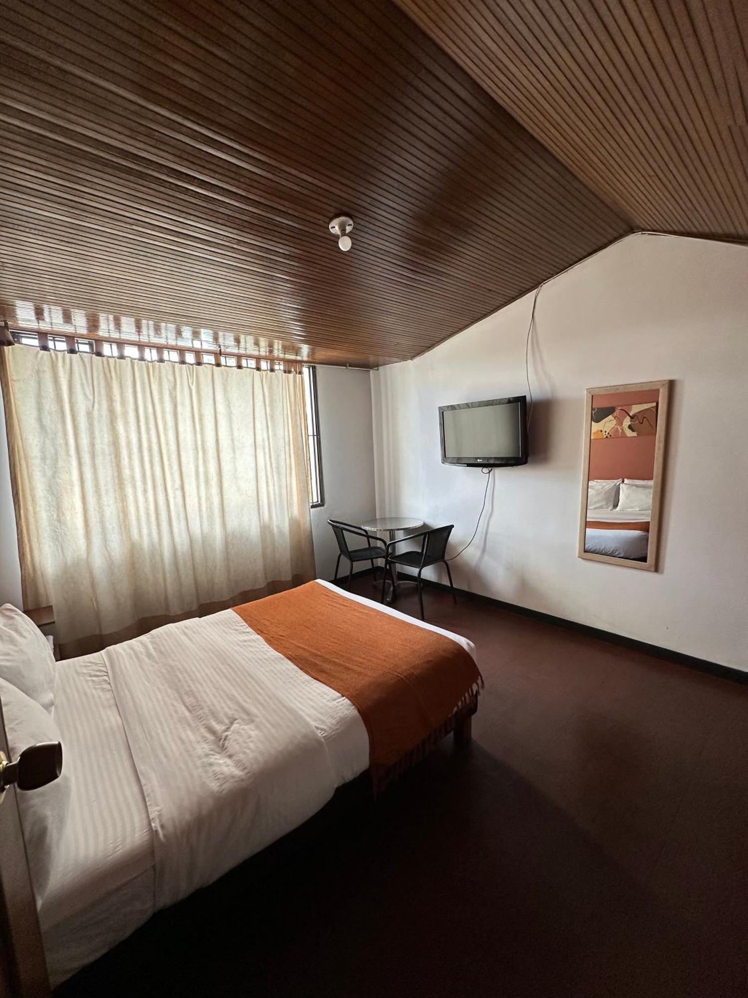 Way Maker 1 Otel Bogotá Dış mekan fotoğraf
